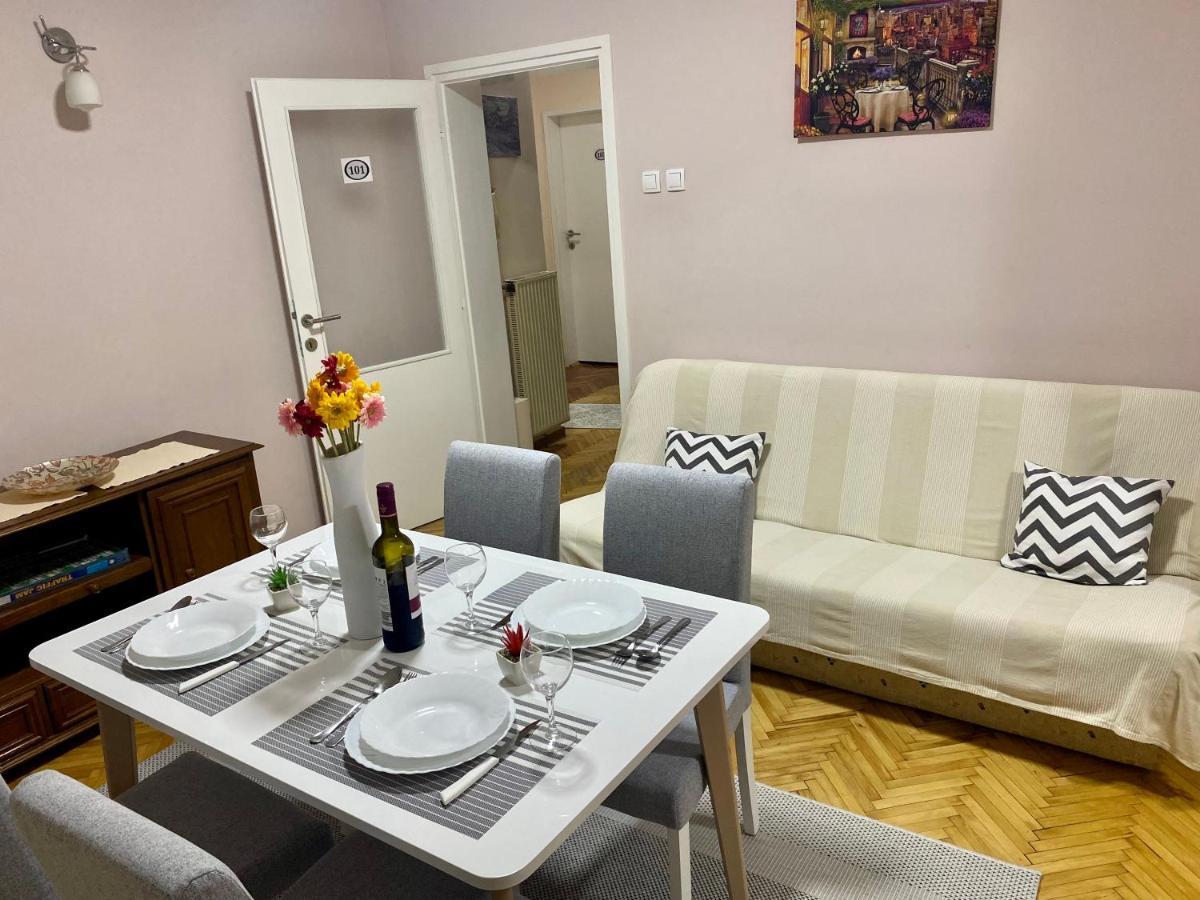 Apartmá  Ni Exteriér fotografie