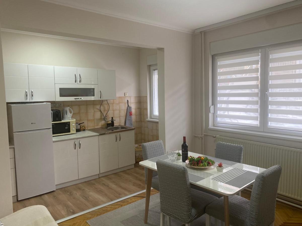 Apartmá  Ni Exteriér fotografie