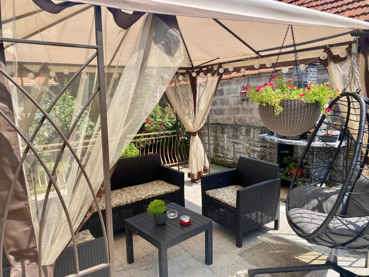 Apartmá  Ni Exteriér fotografie