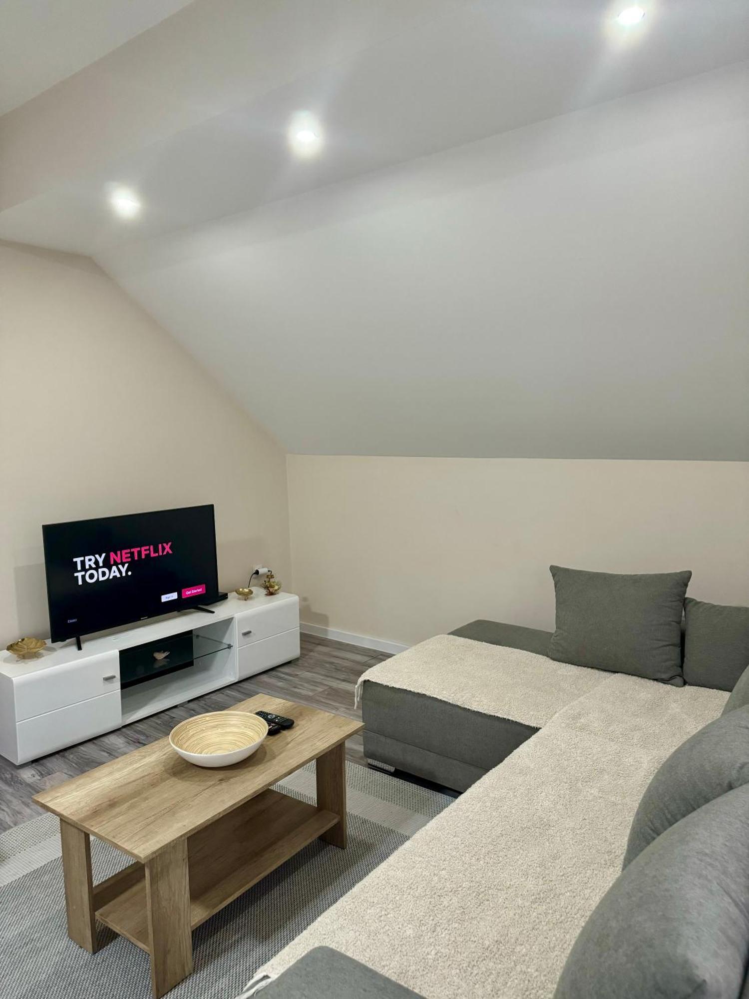 Apartmá  Ni Exteriér fotografie